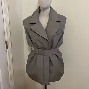 Women's Gray Belted Puffer Blazer Vest Size M NWT